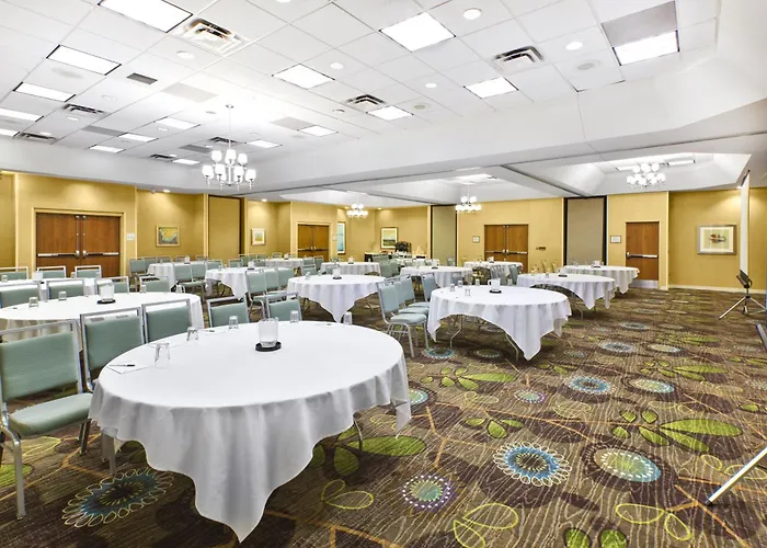 Hotel & By Ihg Bolingbrook