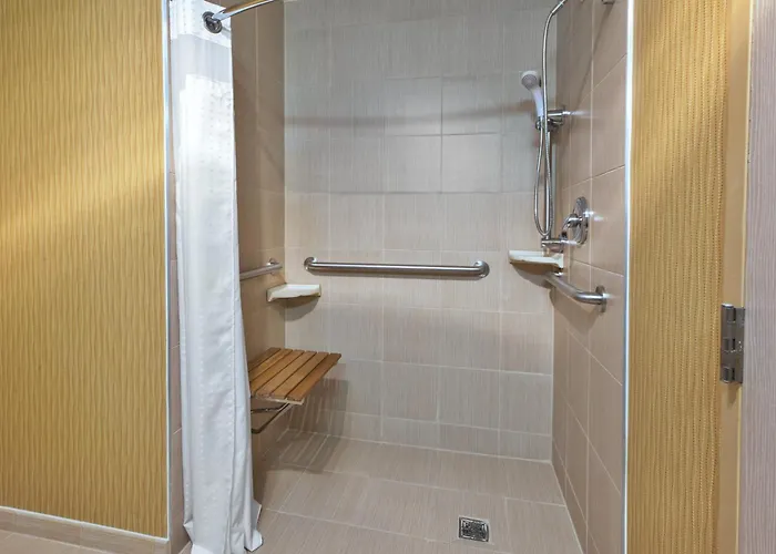 Hotel & By Ihg 3*