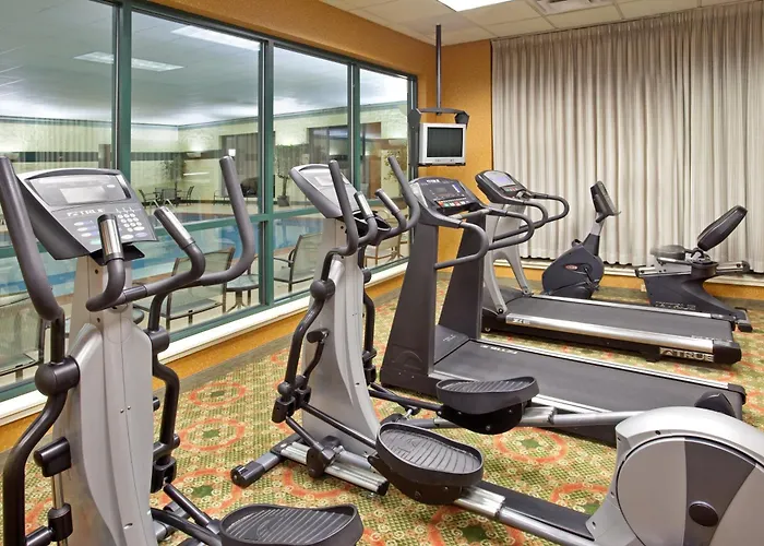 Hotel & By Ihg Bolingbrook