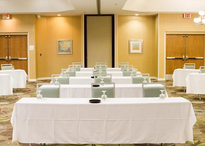 Hotel & By Ihg 3*