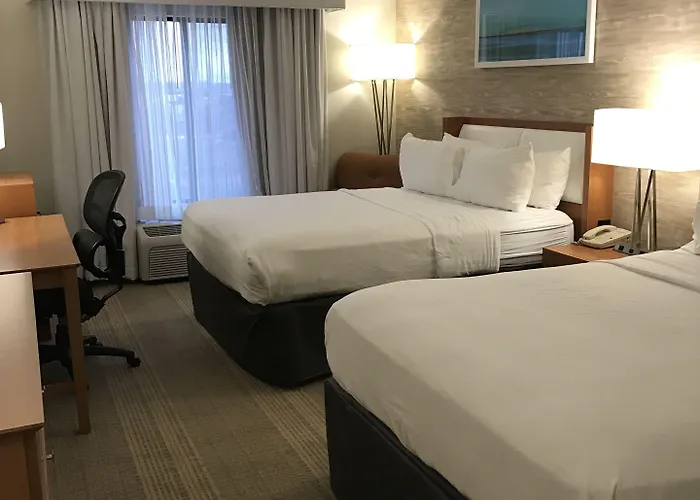 & By Ihg Hotel 3*