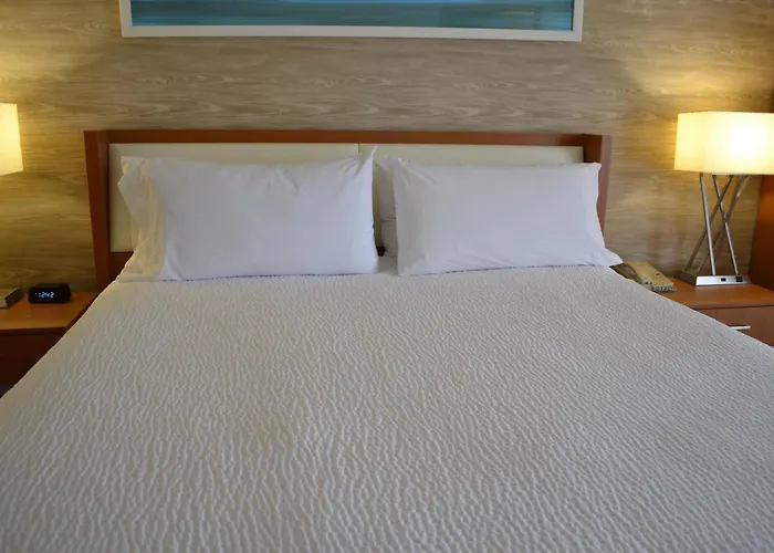& By Ihg Hotel Bolingbrook