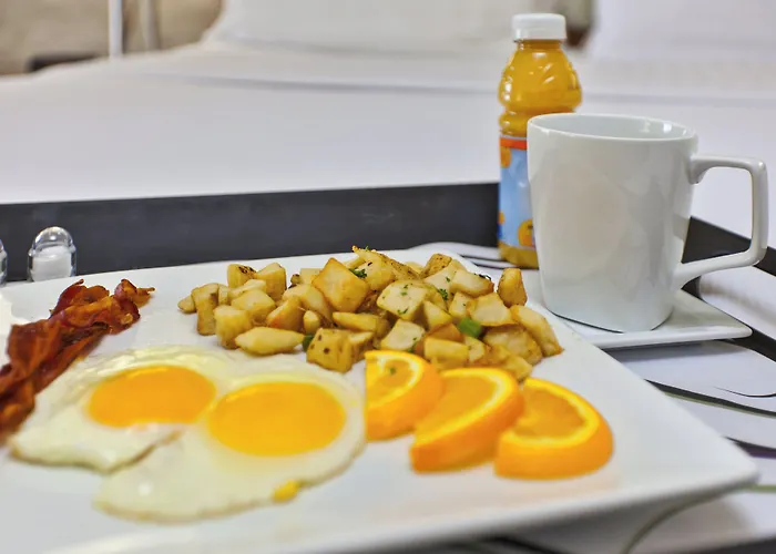 & By Ihg 3* Bolingbrook