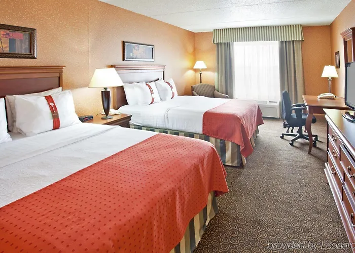 & By Ihg Bolingbrook