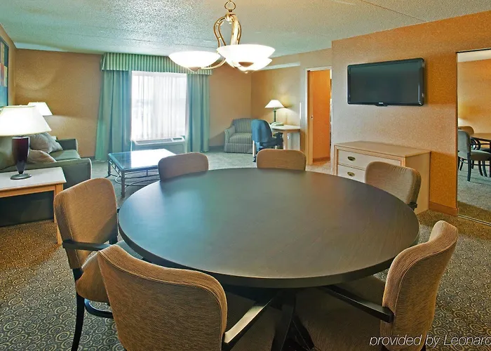 Hotel & By Ihg
