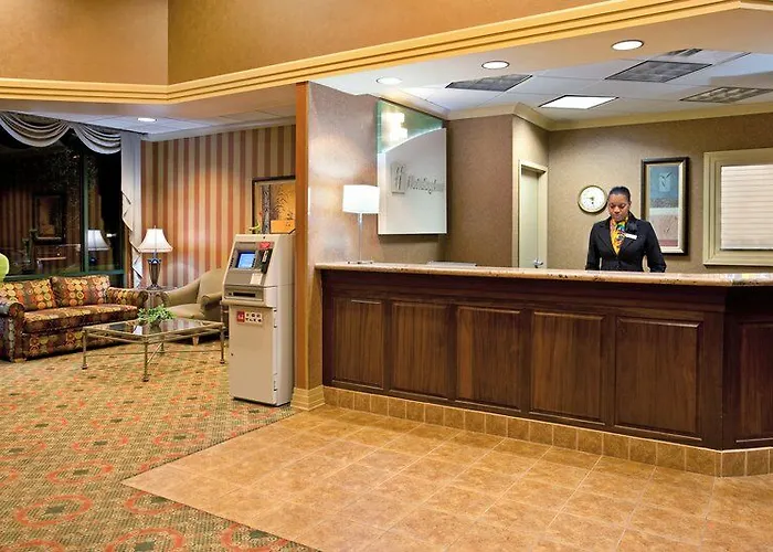 Hotel & By Ihg Bolingbrook